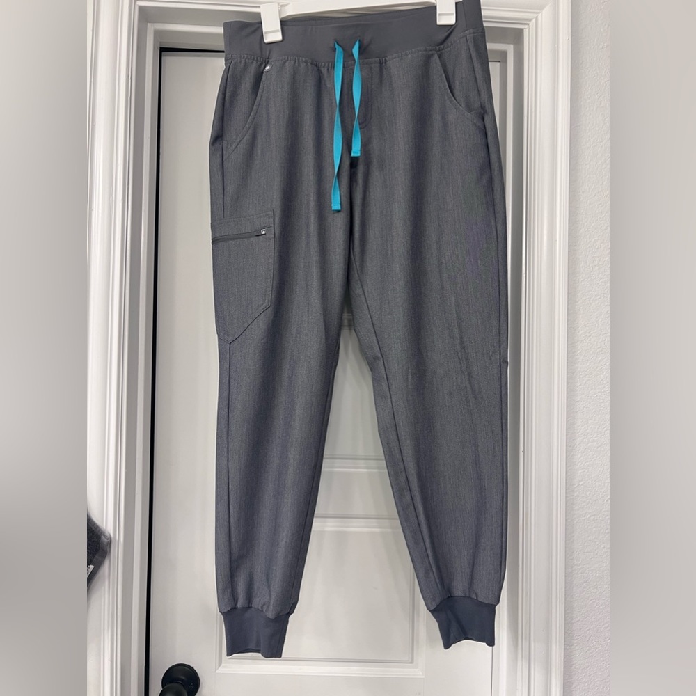 FIGS scrub pants